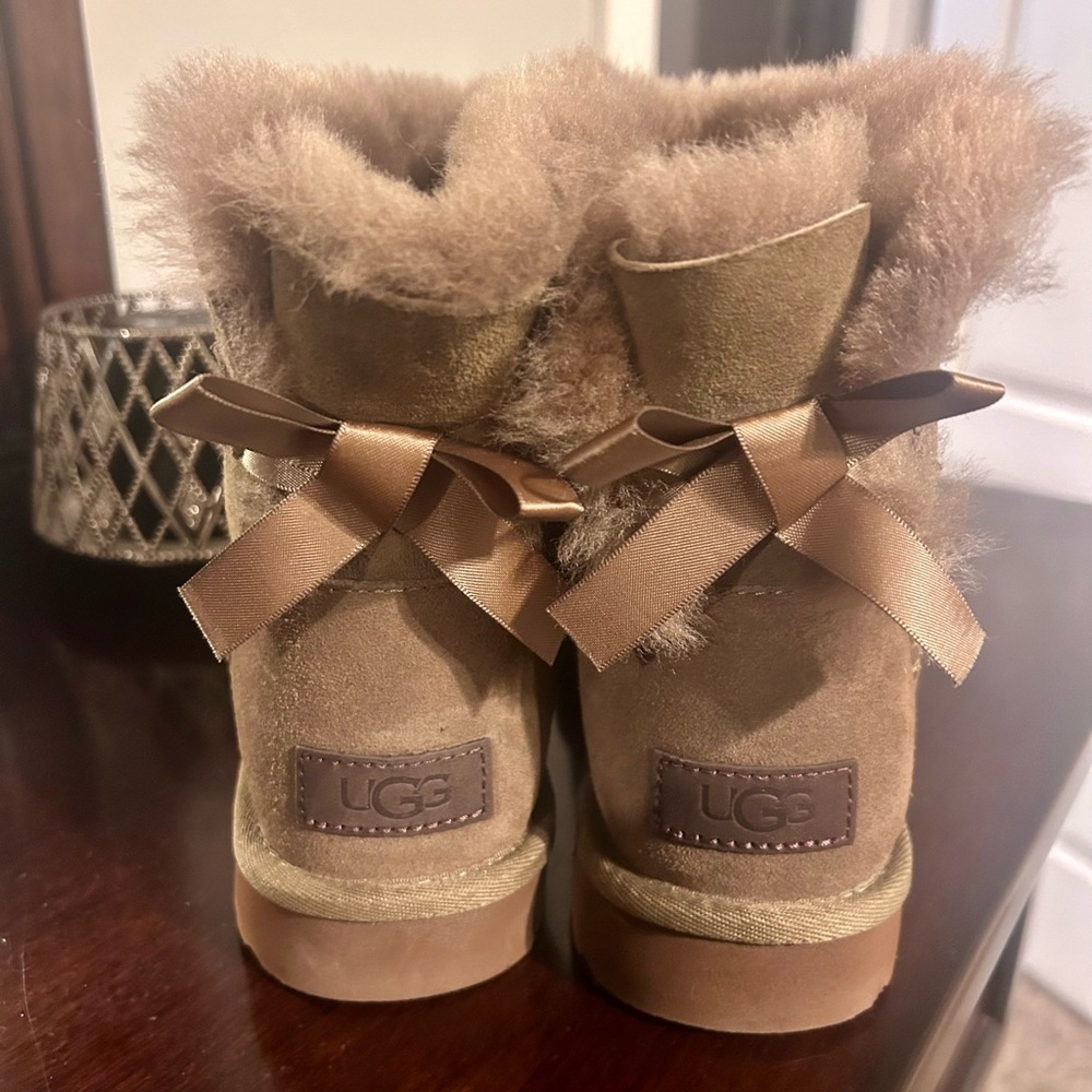 UGG MINI BAILEY BOW II CHESTNUT BOOTS